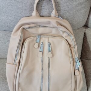 MOCHILA en color khaki