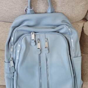 MOCHILA en color celeste